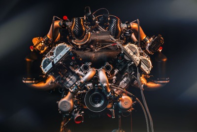 世界最強V12エンジン「ミョルニル」は1250馬力、ゼンヴォが新型ハイパーカー『オーロラ』に搭載へ 画像
