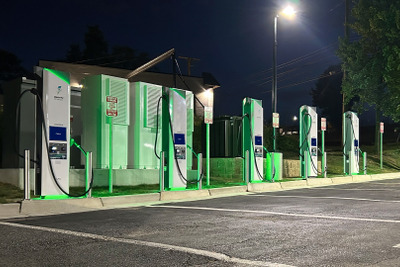 VWの「エレクトリファイアメリカ」、超高速EV充電網拡大…コンビニ「ロイヤルファームズ」と提携 画像