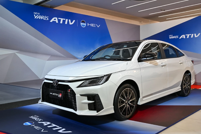 トヨタの新型『ヤリスセダン』がタイで登場!「アティブ HEV」にはGRスポーツも 画像