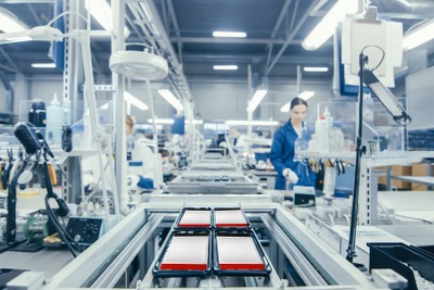 ポルシェ、電動化の遅れで電池生産計画を見直し…子会社「セルフォース」でのバッテリー量産を断念 画像