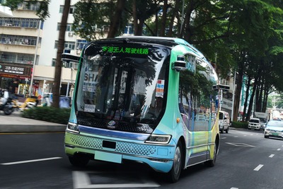 レベル4の完全無人運転ロボバス、中国で初めて運行開始…WeRide 画像