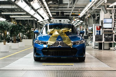 BMWグループ、電動車販売300万台達成…PHEVが好調 画像