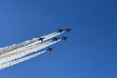 ブルーインパルス、世界陸上東京大会で展示飛行へ 9月13日 画像