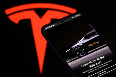 テスラの株価が堅調、マスク氏への報酬パッケージ提案で思惑買い 画像