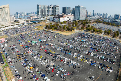 全国から痛車1000台が集結、コスプレイヤーとクルマの“併せ”も 10月18日 画像