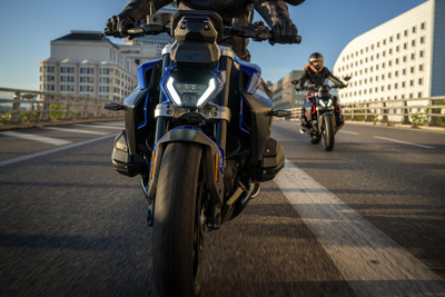 BMW、新型『R 1300 R』と『R 1300 RS』の注文受付開始…210万5000円から 画像