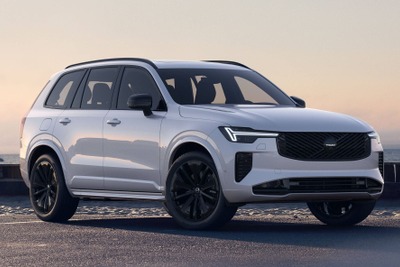 ボルボ『XC90』に「ブラックエディション」、グリルやホイールを高光沢ブラックに…英国設定 画像