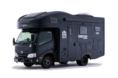 大人の秘密基地のキャンピングカー提案、「TRIP BLACK EDITION」出展へ…ジャパンモビリティショー2025 画像