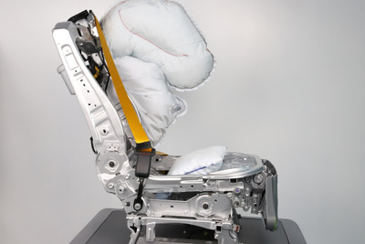 ゼロ・グラビティシート向け安全システム、「Z-Guard」量産化へ…アディエントとオートリブ 画像