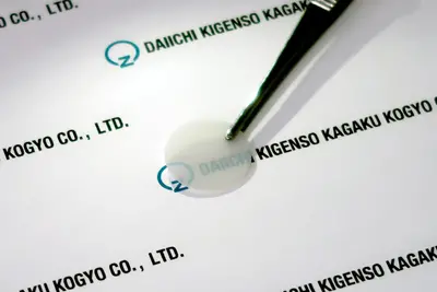 透明感と耐久性を両立したセラミックス素材を新開発、EVやFCVなど向け…第一稀元素化学 画像