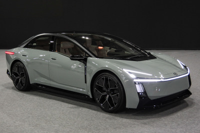 「みんなが乗りたくなるかっこいいクルマに」既成概念を壊す、新時代のトヨタ『カローラ』…ジャパンモビリティショー2025 画像