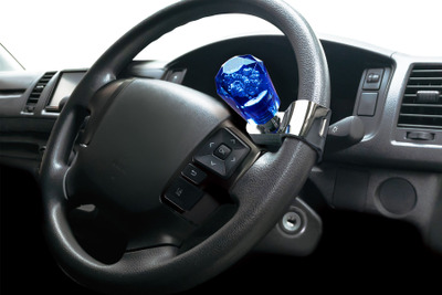 ワンポイント・ドレスアップアイテムで、インテリアに彩りをプラス！［特選カーアクセサリー名鑑］ 画像