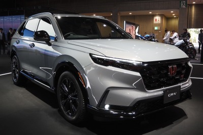 ホンダ『CR-Vハイブリッド』、今冬発売の日本仕様初公開…ジャパンモビリティショー2025 画像