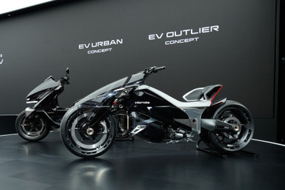 バイクの二輪駆動ついに実用化か!? 『レブル』よりも低いホンダ『アウトライヤー』の可能性に痺れる…ジャパンモビリティショー2025 画像