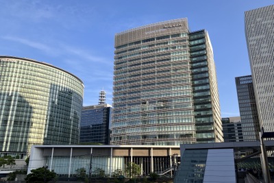 日産、横浜本社ビルを970億円で売却、中間決算は最終赤字2219億円［新聞ウォッチ］ 画像