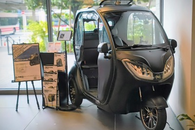 造船技術から生まれた3輪電動モビリティ「NEO-ONE」、東京・二子玉川の蔦屋家電プラスで体感展示 画像