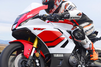 「もはやフルモデルチェンジ」ヤマハ『R7』の大幅進化に驚きの声！ 6軸IMU搭載にシャシー刷新、日本導入に期待高まる 画像