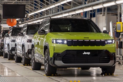 ジープ『コンパス』新型、イタリアのステランティス工場で生産開始…375馬力のEVも設定 画像