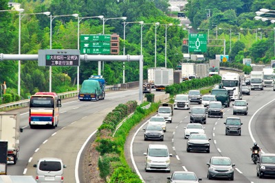 自動車の「走行距離課税」導入、政府・与党が見送りへ［新聞ウォッチ］ 画像