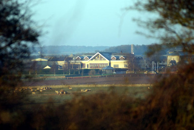 アロウズ、ドイツの投資家グループとの契約を発表 画像