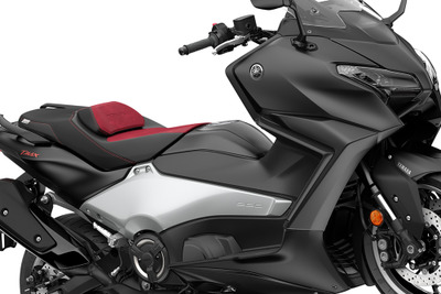 『TMAX』が誕生25周年、ヤマハが特別仕様「TMAX560 25th Anniversary ABS」発表、往年の“スペシャル”なカラー採用 画像