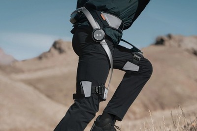 auがパワードスーツ『Hypershell X Pro』発売、脚力40%強化で自転車もOK…価格は17万9000円 画像