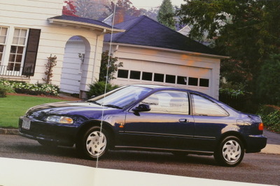 “もう一台”のホンダの逆輸入車、アメリカの風を感じさせた『シビック・クーペ』【懐かしのカーカタログ】 画像