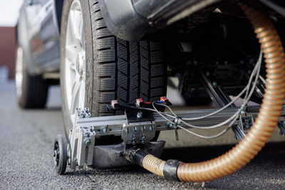 コンチネンタル、微細なタイヤ摩耗粒子を真空装置と粒子センサーで検出…新技術を開発 画像