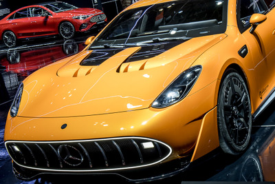 「カッコよさに痺れる」メルセデスベンツの新型スーパーカー『GT XX』に「マジで売ってくれるの！」と期待の声 画像