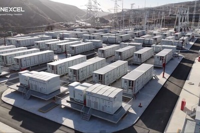 中国最大の蓄電施設が稼働、240個のバッテリーコンテナで300MW/1200MWh実現 画像