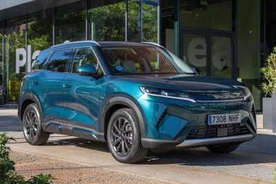 BYDのPHEV「スーパーハイブリッド」、欧州で拡大展開…EV航続145kmの小型SUV『ATTO 2 DM-i』投入へ 画像