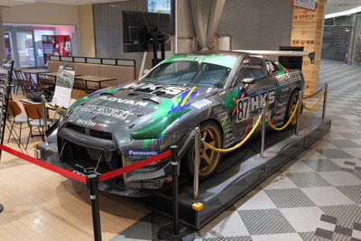 HKS、NEOPASA清水でタイムアタック仕様の特別な『R35 GT-R』展示　2026年2月末まで 画像