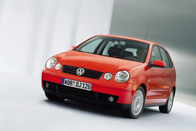 ドイツでも小型車の激しい戦い、VW『ポロ』VSフォード『Ka』 画像