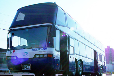 日本最大! ……84人乗り高速バス『メガライナー』、8日から運行開始 画像