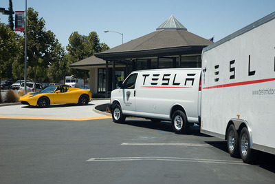 EVメーカーのテスラ、北米でロードアシスタンスサービス 画像