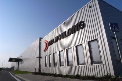 三菱樹脂、スロバキアのプラスチック成形部品生産子会社の工場が操業 画像