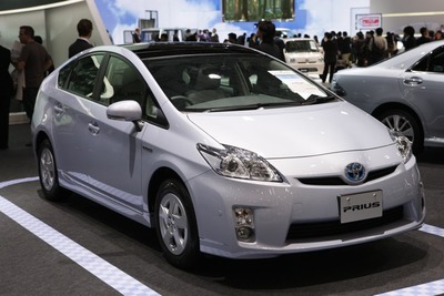 トヨタ、国内販売が1ケタマイナスにとどまる…09年度上半期実績 画像