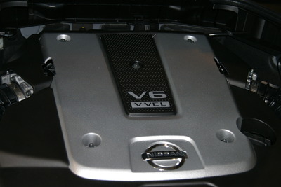 【日産 フーガ 新型発表】ハイブリッドは2010年秋…価格は? 画像