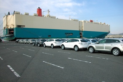 円高が急速に進行、自動車メーカーの業績にも影響 画像