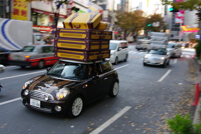 渋谷で、表参道で、六本木で50周年のMINIを目撃! 画像