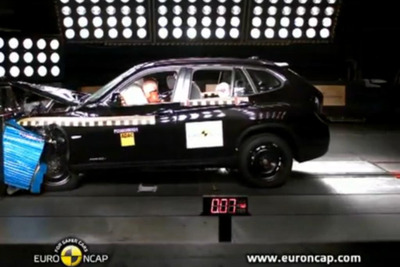 【ユーロNCAP】BMW X1 の衝突テスト［動画］ 画像