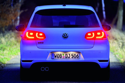VW ゴルフ にLEDテールランプ 画像