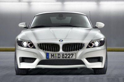 BMW Z4 のレース専用車を発表…480psV8 画像