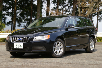 ［写真蔵］ボルボ V70、戦略価格の2010年モデル 画像