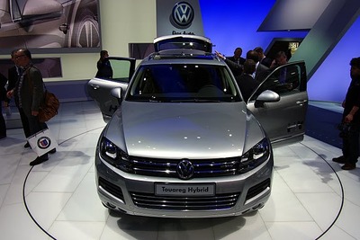 【ジュネーブモーターショー10】VW トゥアレグ ハイブリッド…約12.2km/リットルの好燃費 画像