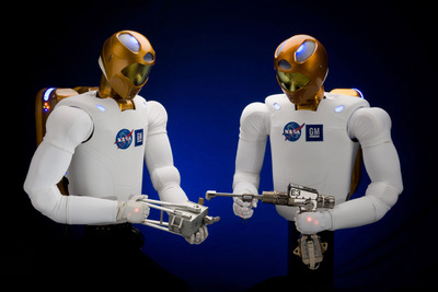 GMのヒューマノイドロボット、国際宇宙ステーションに常駐へ 画像
