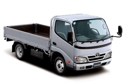 日野自動車、通期業績予想を上方修正---営業黒字に 画像
