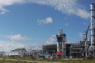 三菱ガス化学など3社の合弁会社、ブルネイで操業を開始 画像