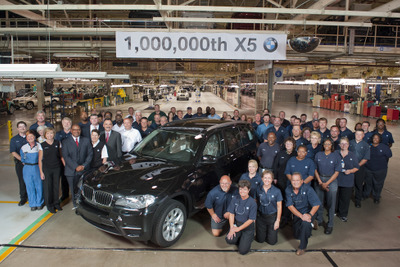 BMW X5、累計生産台数100万台 画像