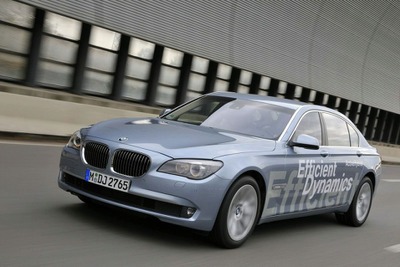 BMW 7シリーズ ハイブリッド、エコカー補助金対象に 画像